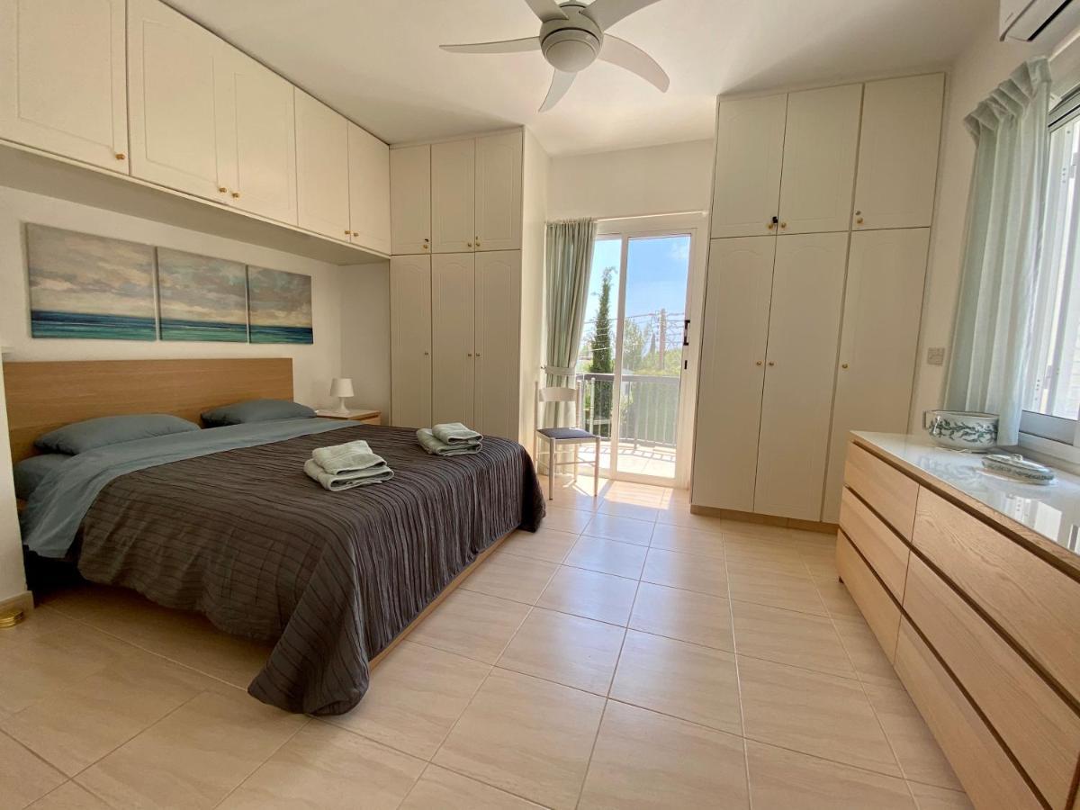 Villa Alicia With Priv Pool, Beautiful Garden And Shady Veranda- 5 Min To The Beach Peyia Bagian luar foto